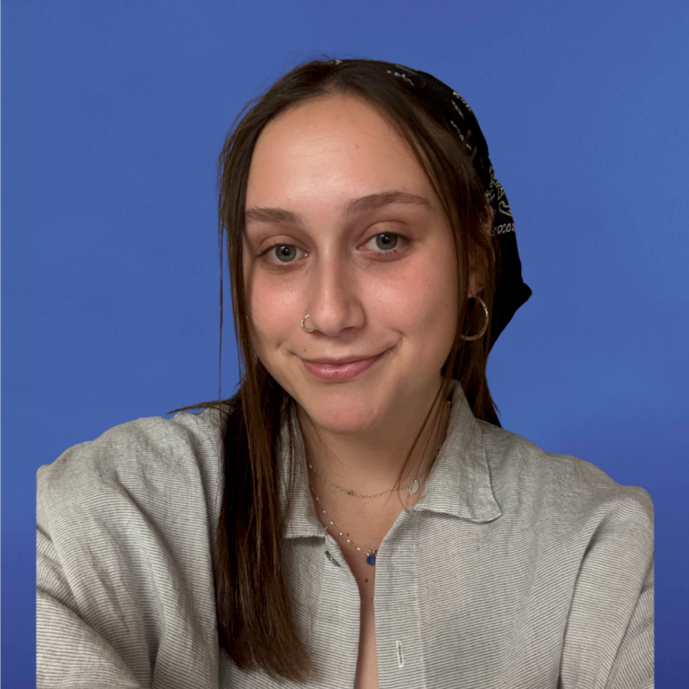 Bella Lyons